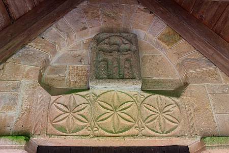 Hollacombe - Tympanum